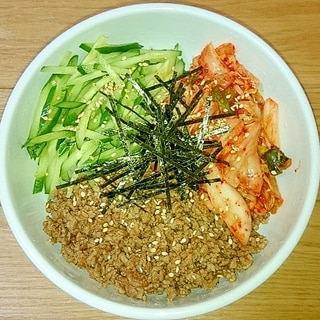 焼肉のタレとひき肉で☆なんちゃってビビンバ丼